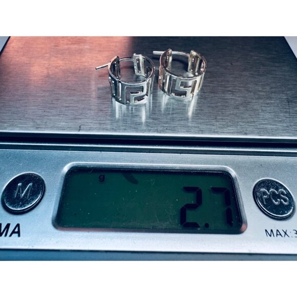 925 Sterling Silver Hoop Earrings Vintage Cutout Design Lightweight Estate Jewel - Picture 7 of 10